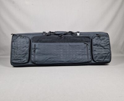 kubeier Waffentasche Gun Bag, Langwaffentasche/Futteral, 90cm/107cm Double  Rifle Bag mit Pouches Compartments, Futteral Langwaffen Waffentasche  Gewehrtasche, Ganz Einfach zu Tragen,Black-42in/107cm : : Sport &  Freizeit